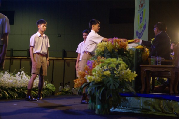 _G100200.JPG